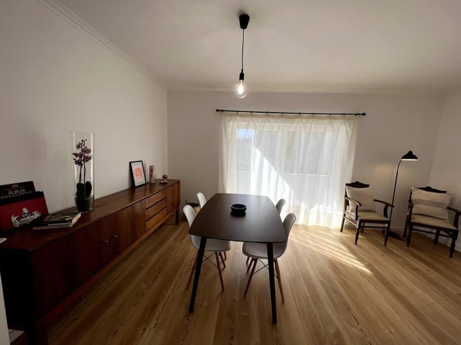 코임브라 Ambiente Moderno Com Bom Gosto 아파트 외부 사진